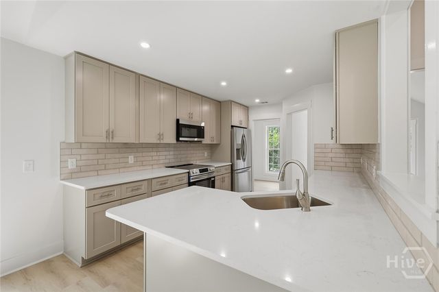6 Kingfisher Circle, Savannah, GA 31419