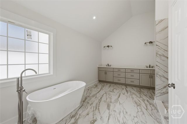 6 Kingfisher Circle, Savannah, GA 31419