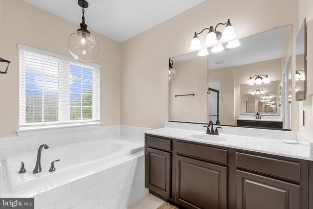 22505 FITZGERALD DR, Laytonsville, MD 20882