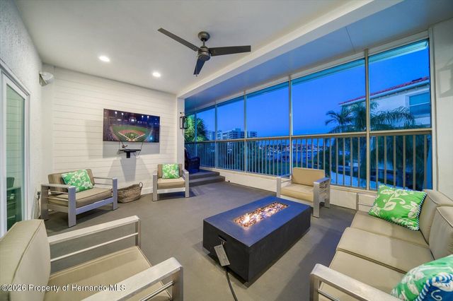 101 Harrison Avenue, Belleair Beach, FL 33786