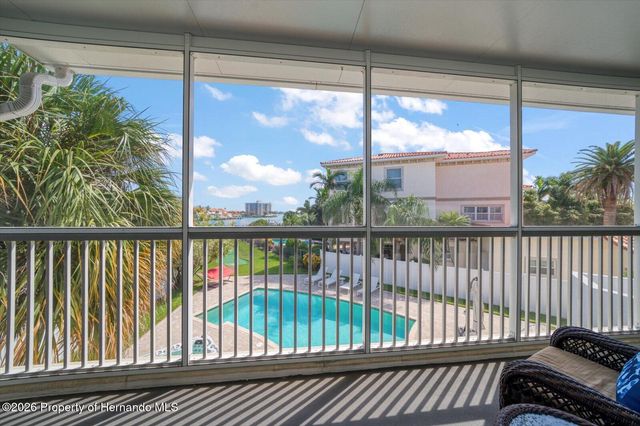 101 Harrison Avenue, Belleair Beach, FL 33786