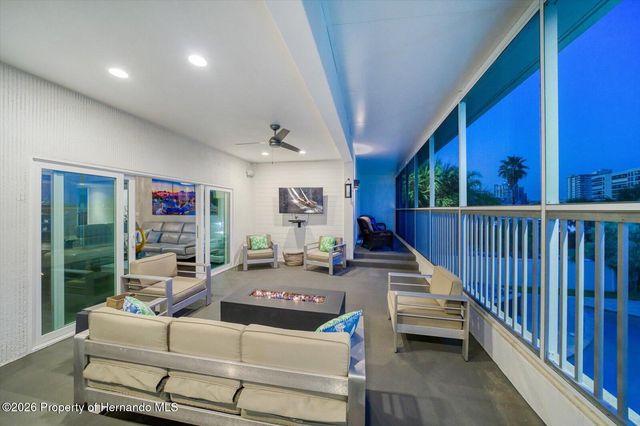 101 Harrison Avenue, Belleair Beach, FL 33786