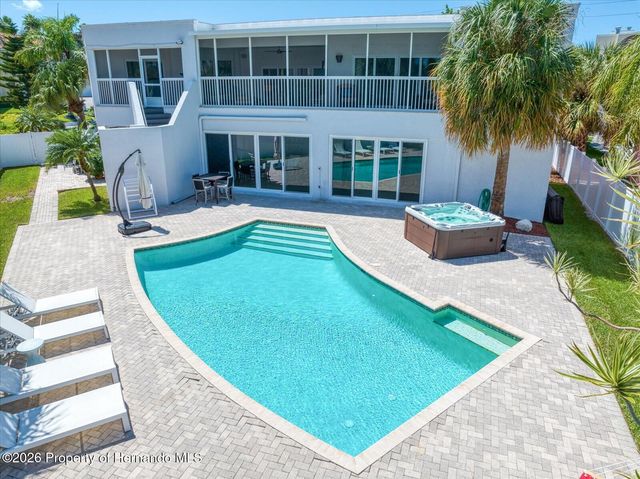 101 Harrison Avenue, Belleair Beach, FL 33786