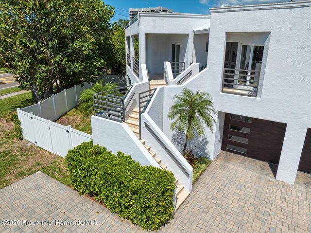 101 Harrison Avenue, Belleair Beach, FL 33786