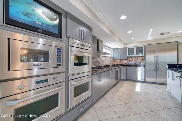 101 Harrison Avenue, Belleair Beach, FL 33786