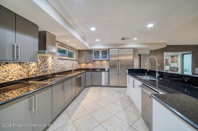 101 Harrison Avenue, Belleair Beach, FL 33786