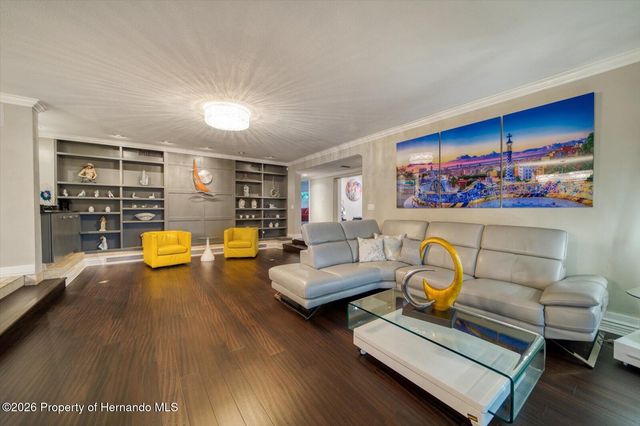 101 Harrison Avenue, Belleair Beach, FL 33786