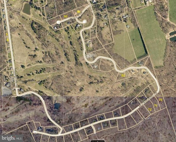 82 STRAW HOLLOW, Harrisburg, PA 17112