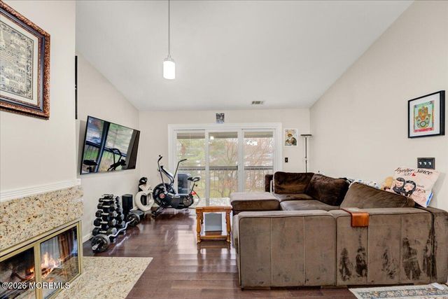 306 Bromley Place 306, East Brunswick, NJ 08816