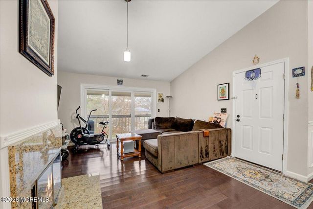 306 Bromley Place 306, East Brunswick, NJ 08816