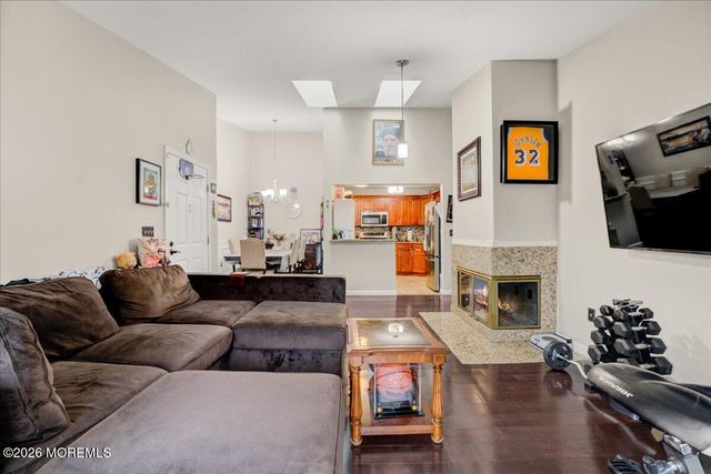 306 Bromley Place 306, East Brunswick, NJ 08816