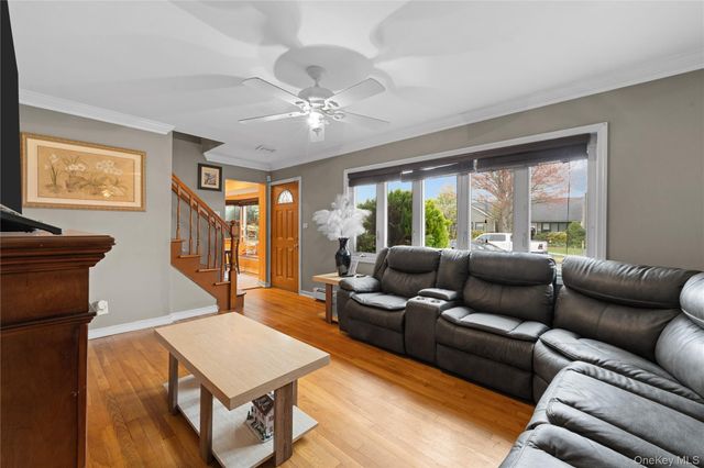 762 Buchanan Road, East Meadow, NY 11554