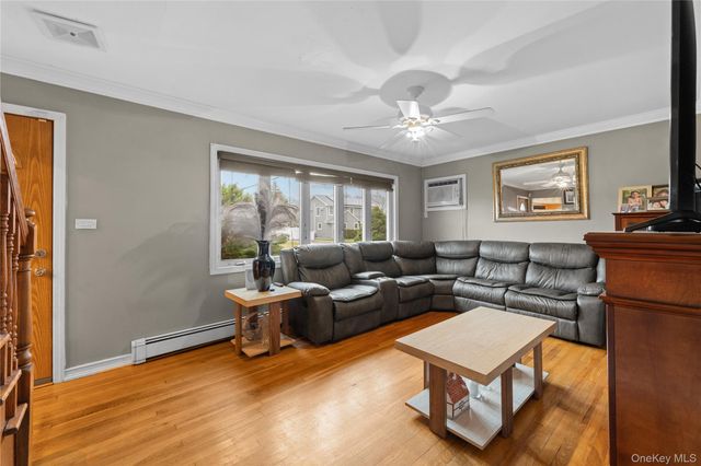 762 Buchanan Road, East Meadow, NY 11554