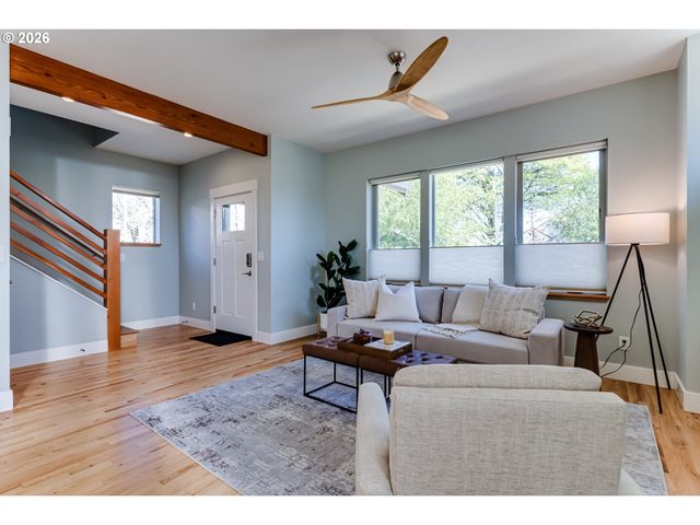 1130 POLK St, Eugene, OR 97402