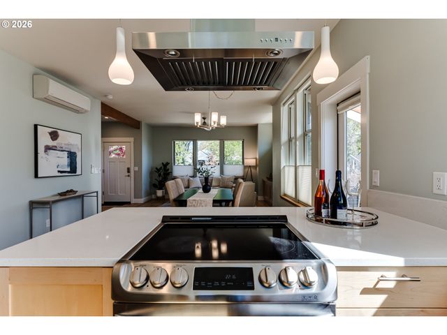 1130 POLK St, Eugene, OR 97402