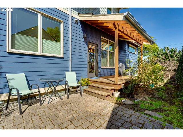 1130 POLK St, Eugene, OR 97402