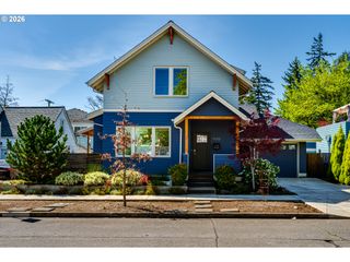 1130 POLK St, Eugene, OR 97402