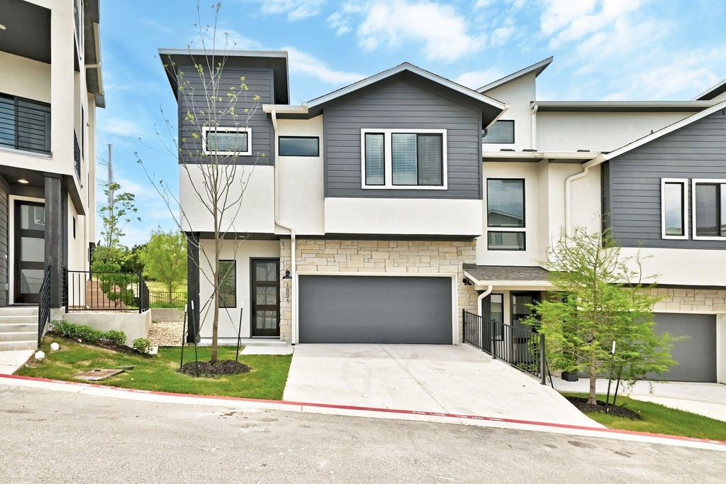 2050 Lohmans Spur 1801, Lakeway, TX 78734