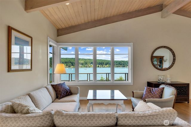 1794 Bayshore Road, Lopez Island, WA 98261