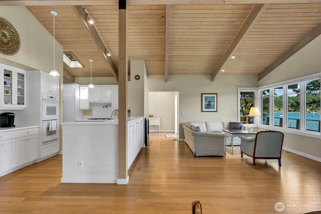 1794 Bayshore Road, Lopez Island, WA 98261