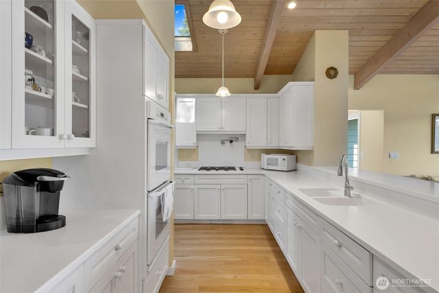 1794 Bayshore Road, Lopez Island, WA 98261