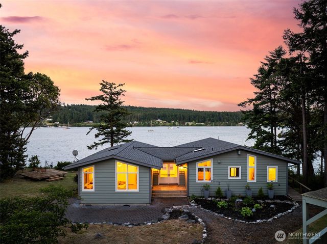 1794 Bayshore Road, Lopez Island, WA 98261