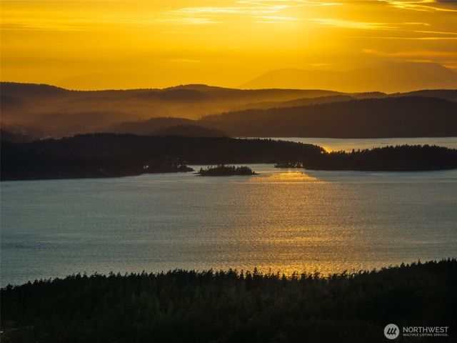 1794 Bayshore Road, Lopez Island, WA 98261