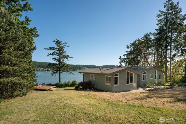 1794 Bayshore Road, Lopez Island, WA 98261