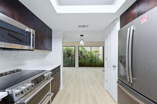 3978 HELENE STREET, Sarasota, FL 34233