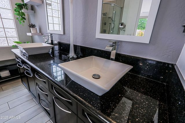 32748 N 69TH Street, Scottsdale, AZ 85266