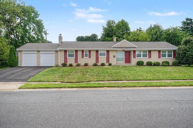 2 WHEATFIELD, Wilmington, DE 19810