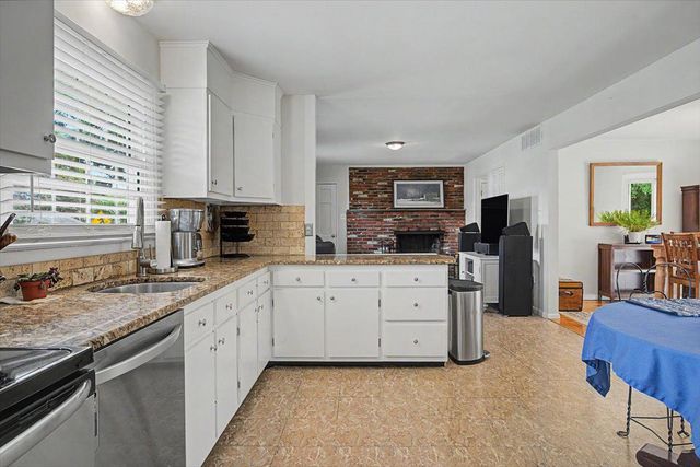 2 WHEATFIELD, Wilmington, DE 19810