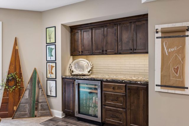220 Northgate Road, Wayzata, MN 55391