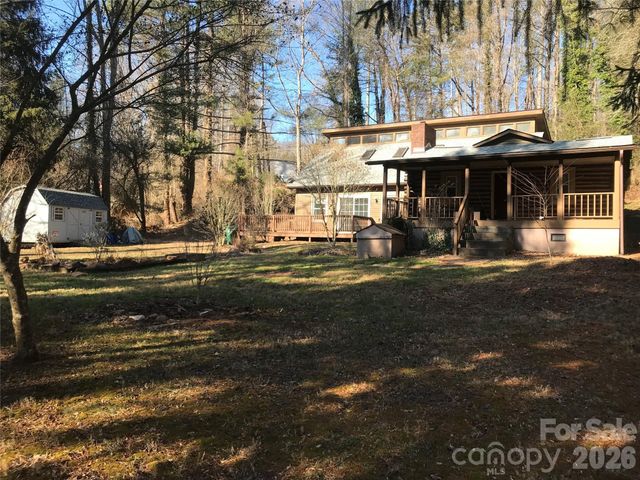 545 Avery Creek Road, Arden, NC 28704