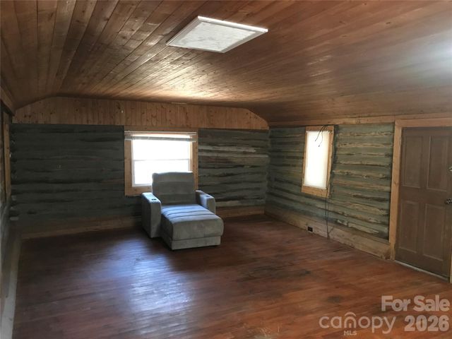 545 Avery Creek Road, Arden, NC 28704