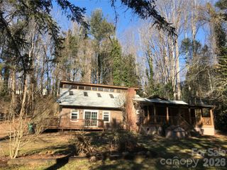 545 Avery Creek Road, Arden, NC 28704