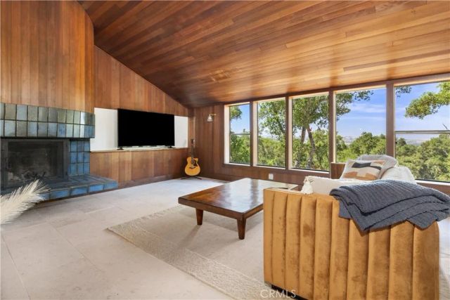 2570 Alturas, Atascadero, CA 93422