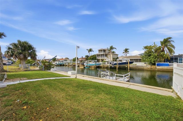 7417 MAKO DRIVE, Hudson, FL 34667