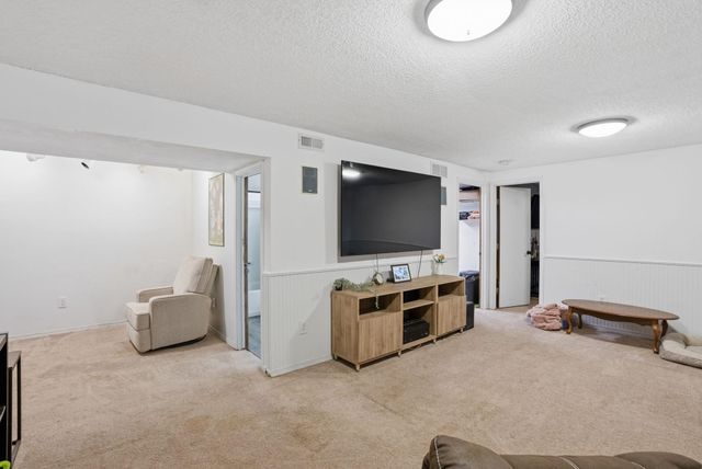 3718 S Arapaho St, Wichita, KS 67215