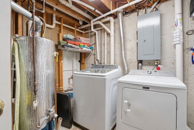 3718 S Arapaho St, Wichita, KS 67215