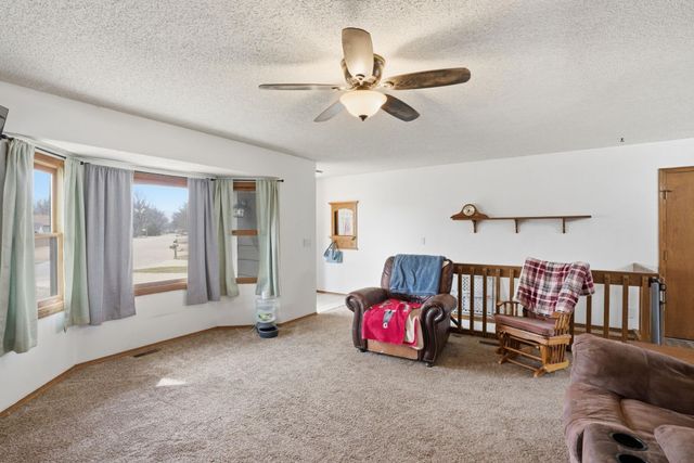 3718 S Arapaho St, Wichita, KS 67215