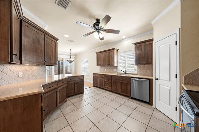 1504 Wisteria Lane, Belton, TX 76513