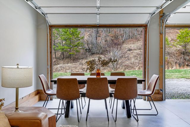 35041 Hunter Road, Logan, OH 43138