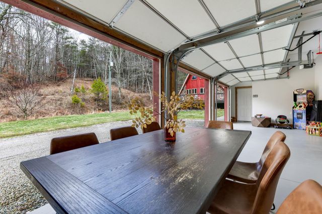 35041 Hunter Road, Logan, OH 43138