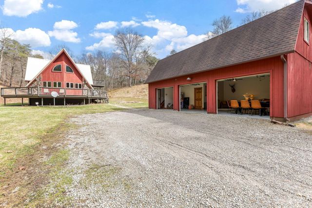 35041 Hunter Road, Logan, OH 43138