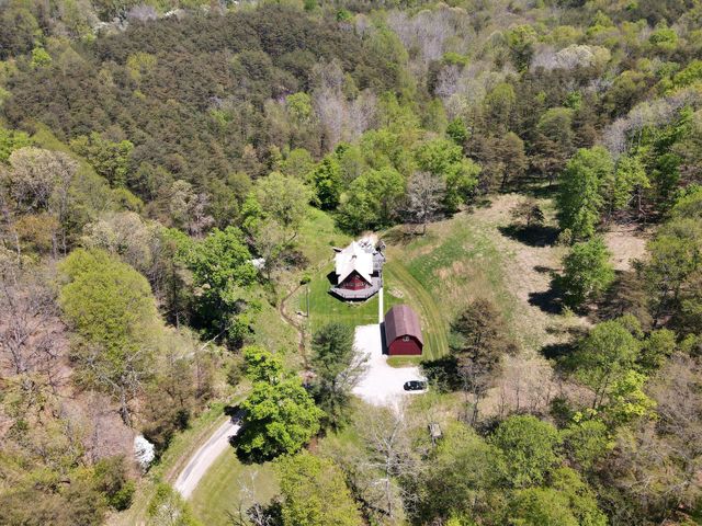 35041 Hunter Road, Logan, OH 43138