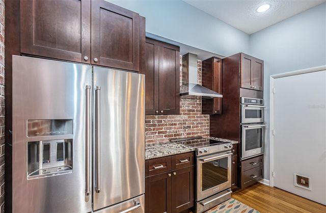 535 4TH AVENUE S 4, St Petersburg, FL 33701