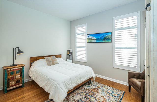 535 4TH AVENUE S 4, St Petersburg, FL 33701