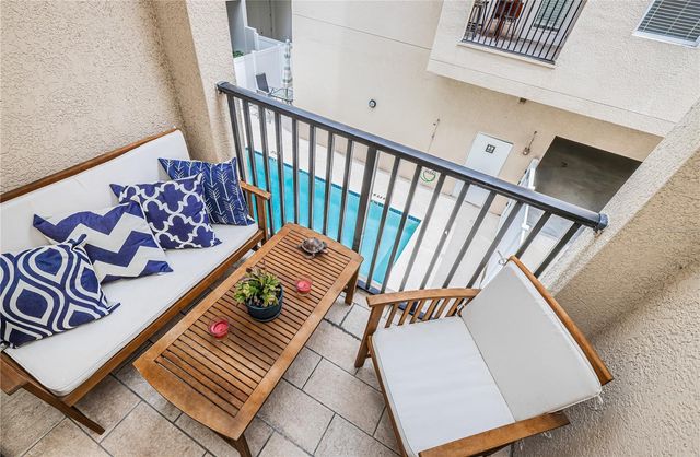 535 4TH AVENUE S 4, St Petersburg, FL 33701