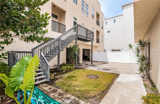535 4TH AVENUE S 4, St Petersburg, FL 33701